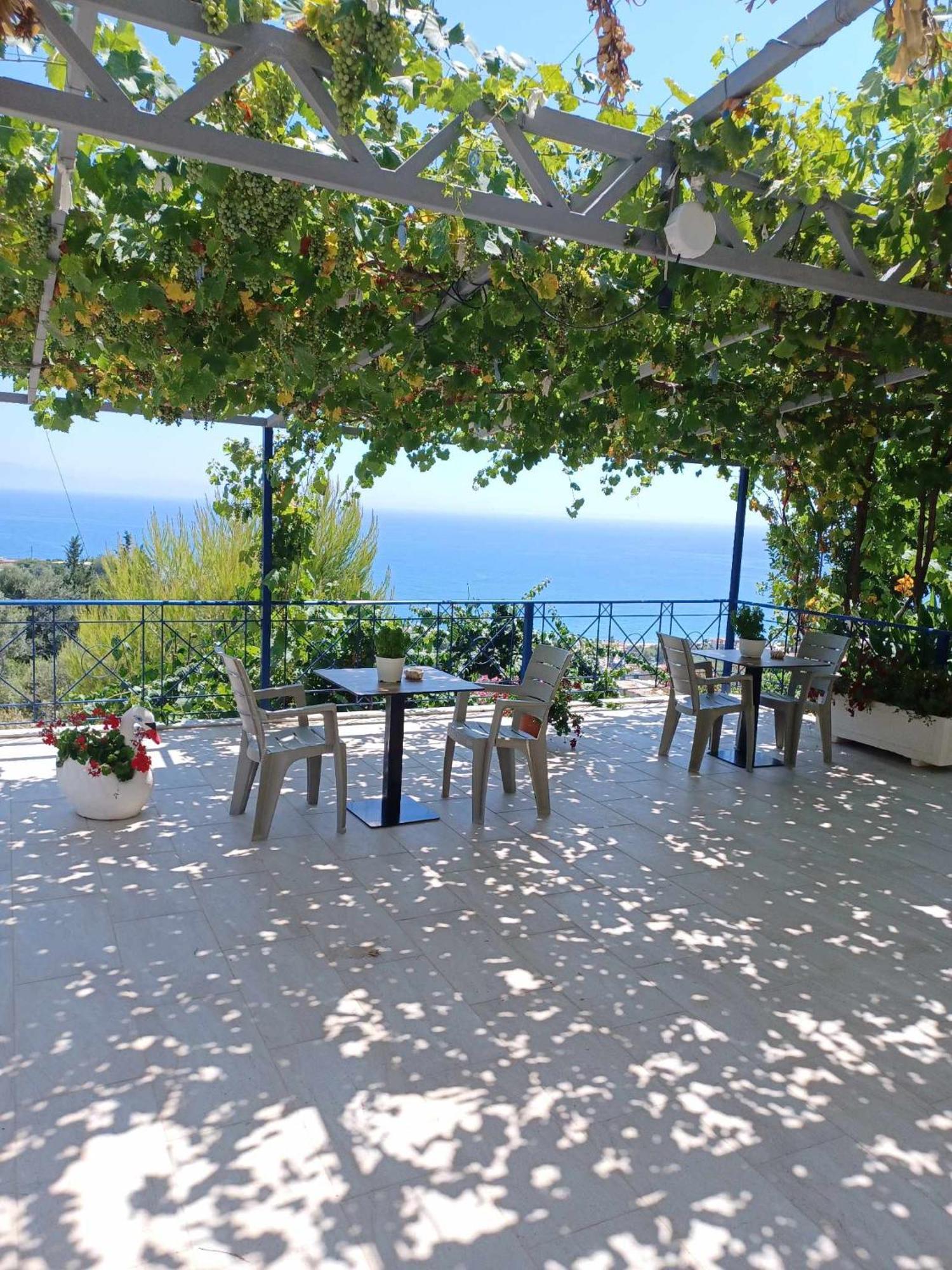 Ionian View Guest House Qeparo Kültér fotó